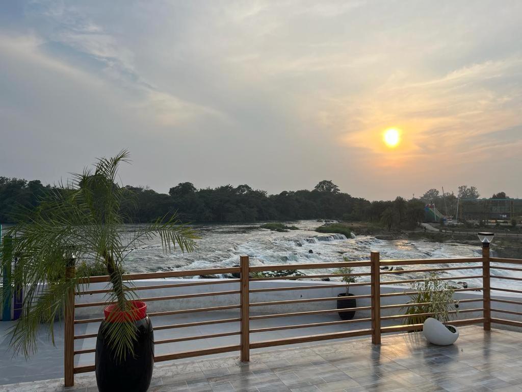 Hotel Eco Park Rewa Ngoại thất bức ảnh