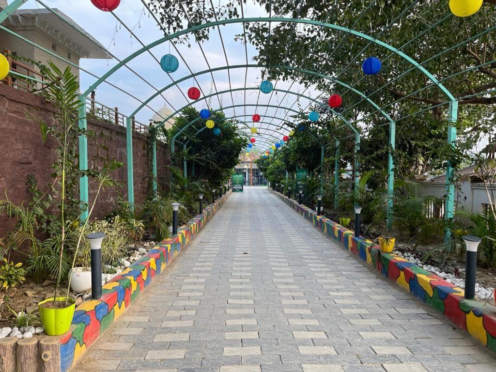 Hotel Eco Park Rewa Ngoại thất bức ảnh