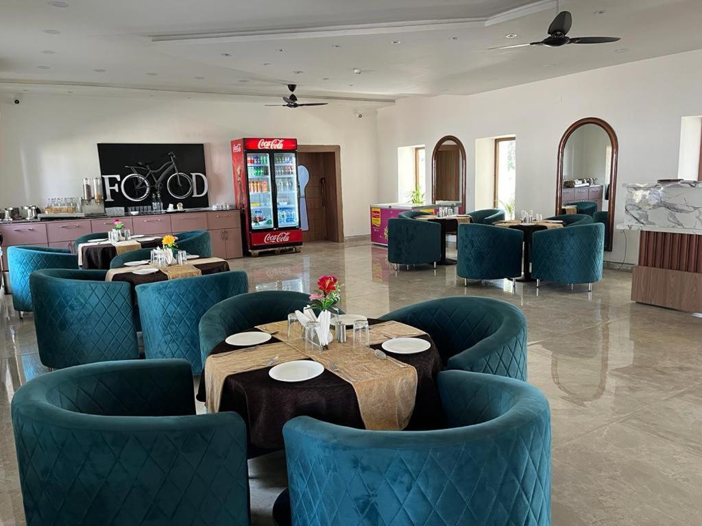 Hotel Eco Park Rewa Ngoại thất bức ảnh