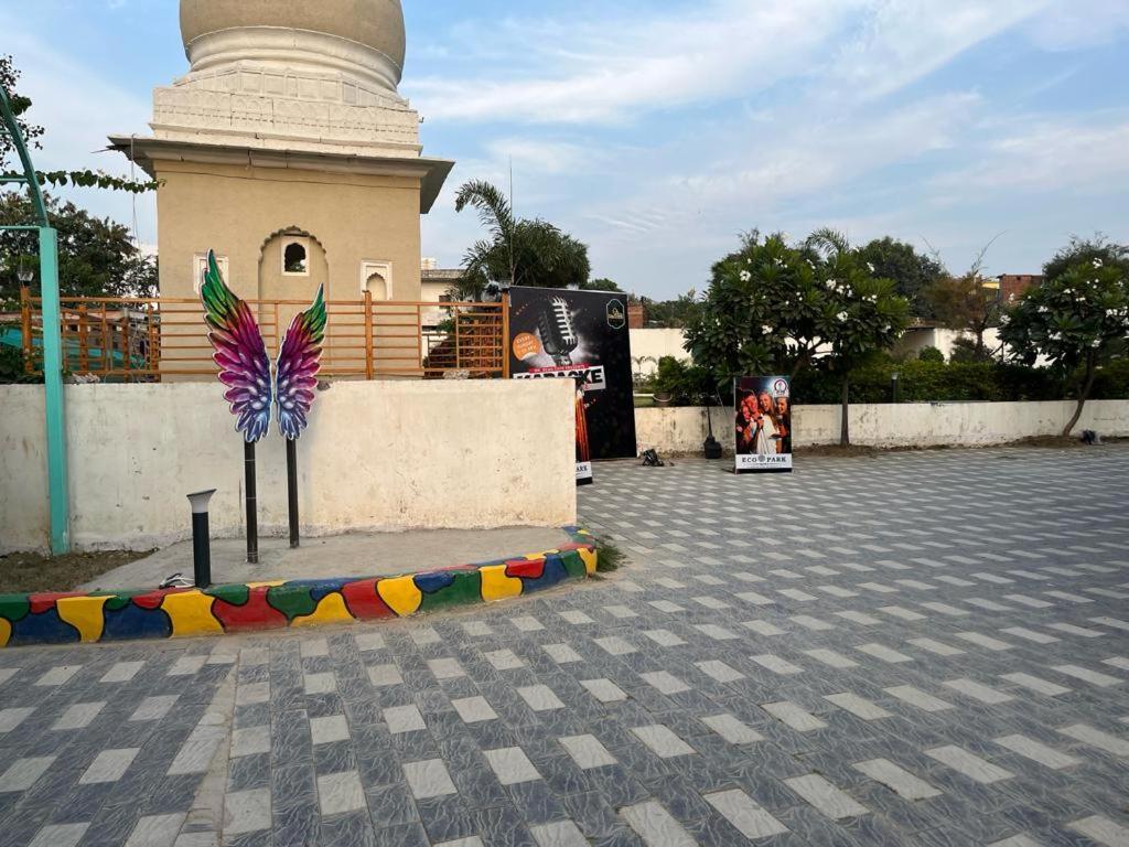 Hotel Eco Park Rewa Ngoại thất bức ảnh
