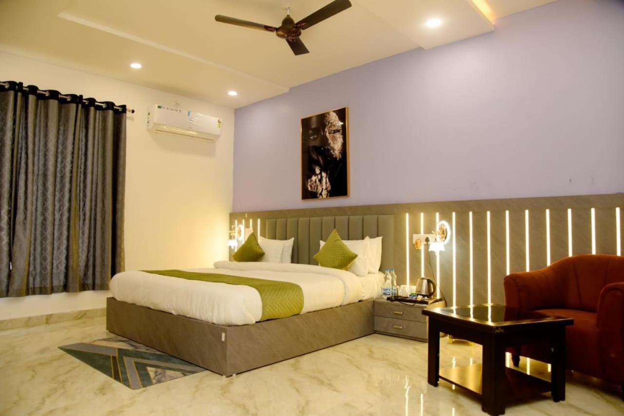 Hotel Eco Park Rewa Ngoại thất bức ảnh