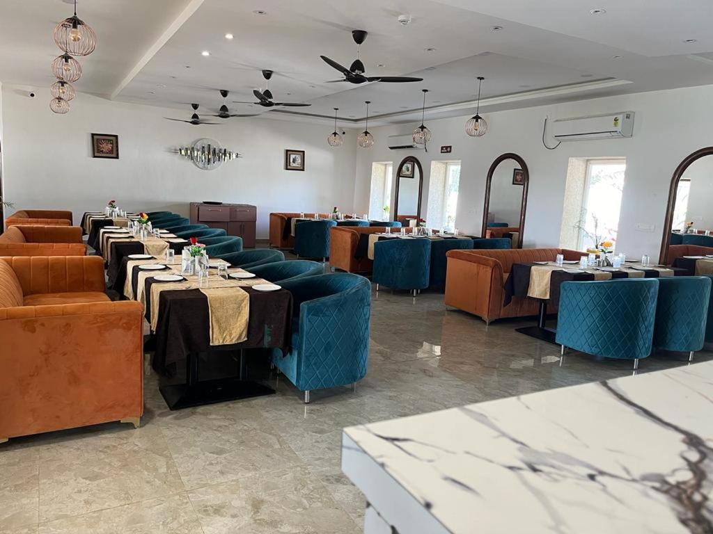 Hotel Eco Park Rewa Ngoại thất bức ảnh